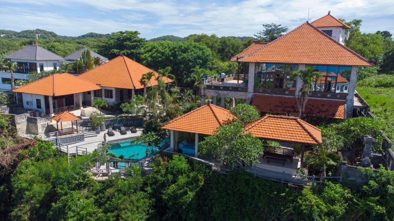 The Uluwatu Estate Hotel Pecatu Exterior foto