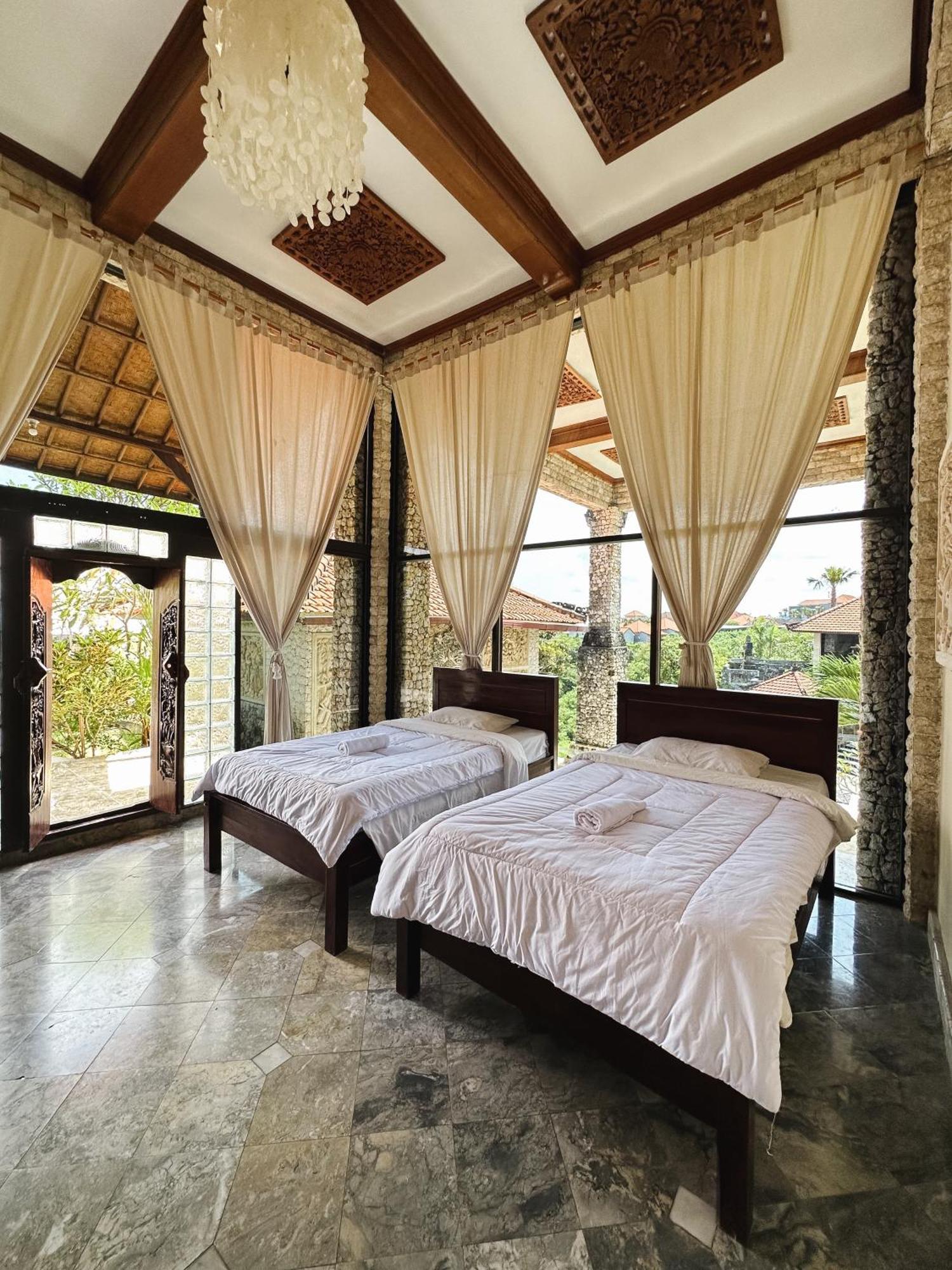 The Uluwatu Estate Hotel Pecatu Exterior foto
