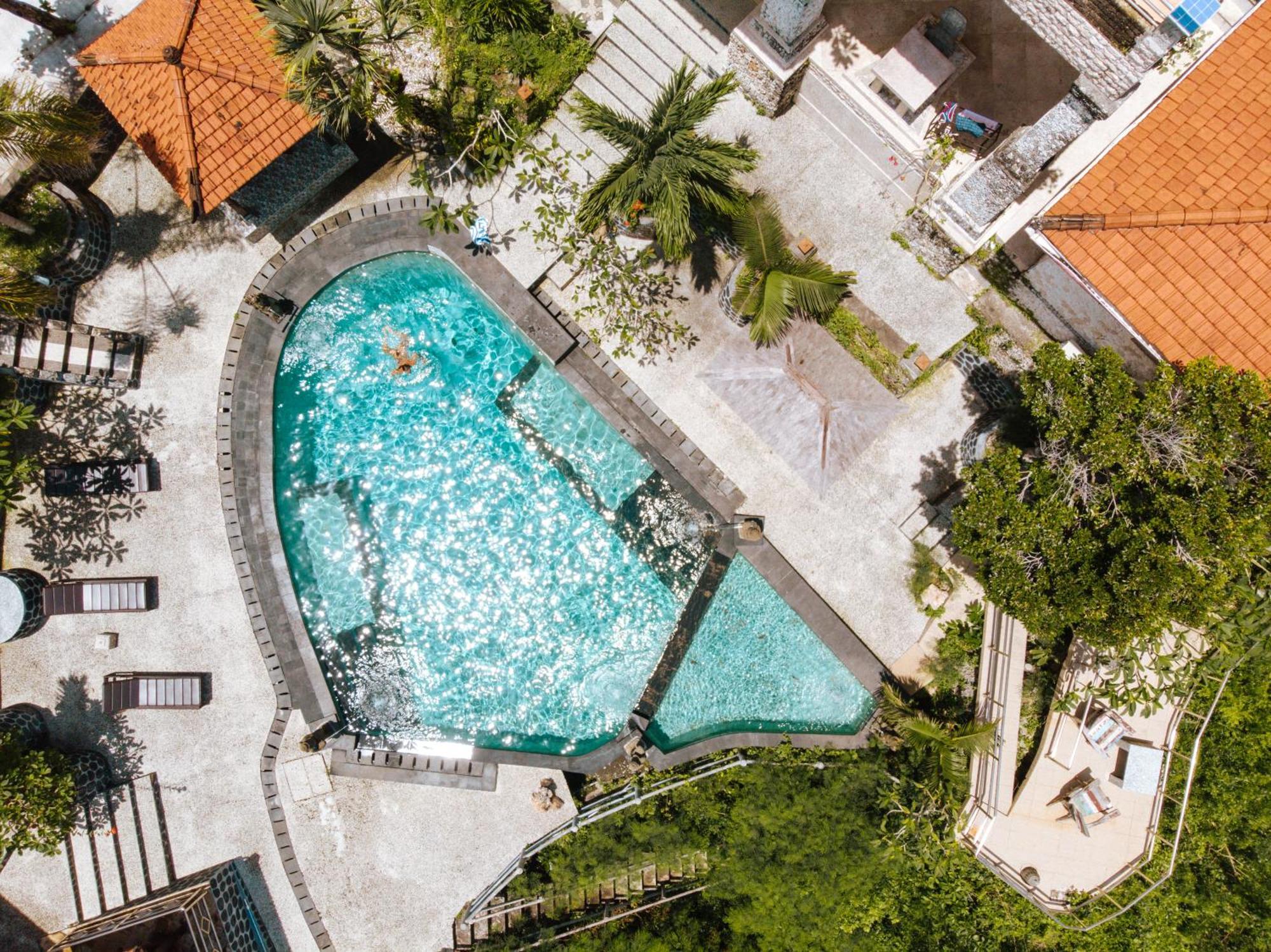 The Uluwatu Estate Hotel Pecatu Exterior foto