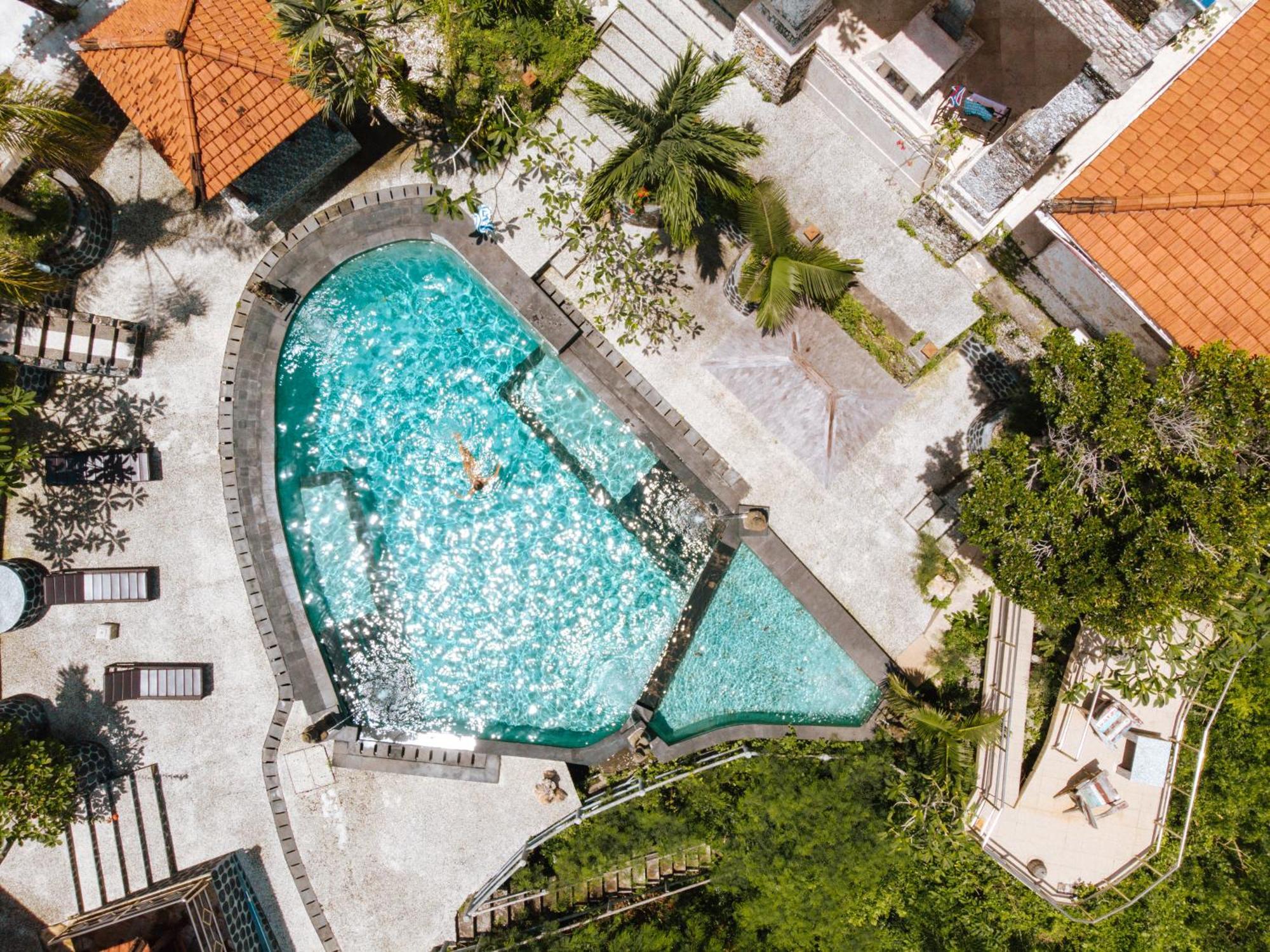 The Uluwatu Estate Hotel Pecatu Exterior foto